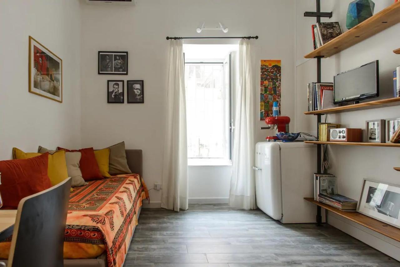Appartamento Vesuvius A Mezzocannone Napoli Esterno foto